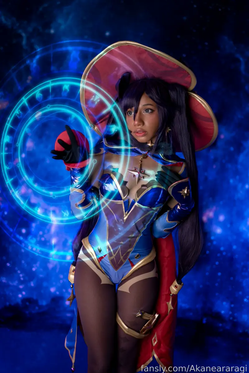 akane araragi – mona megistus