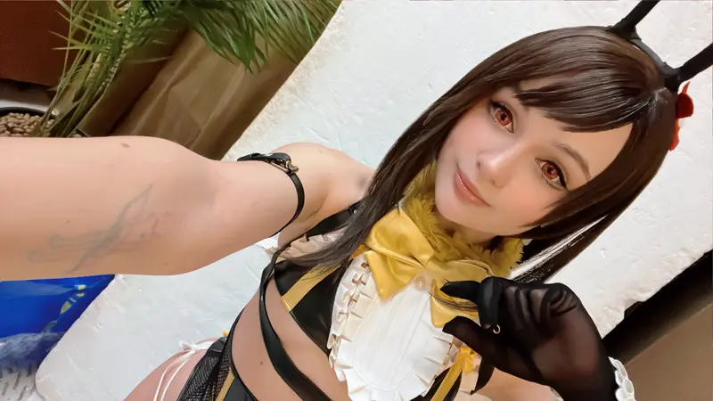 alcololi – tifa lockhart queen bee