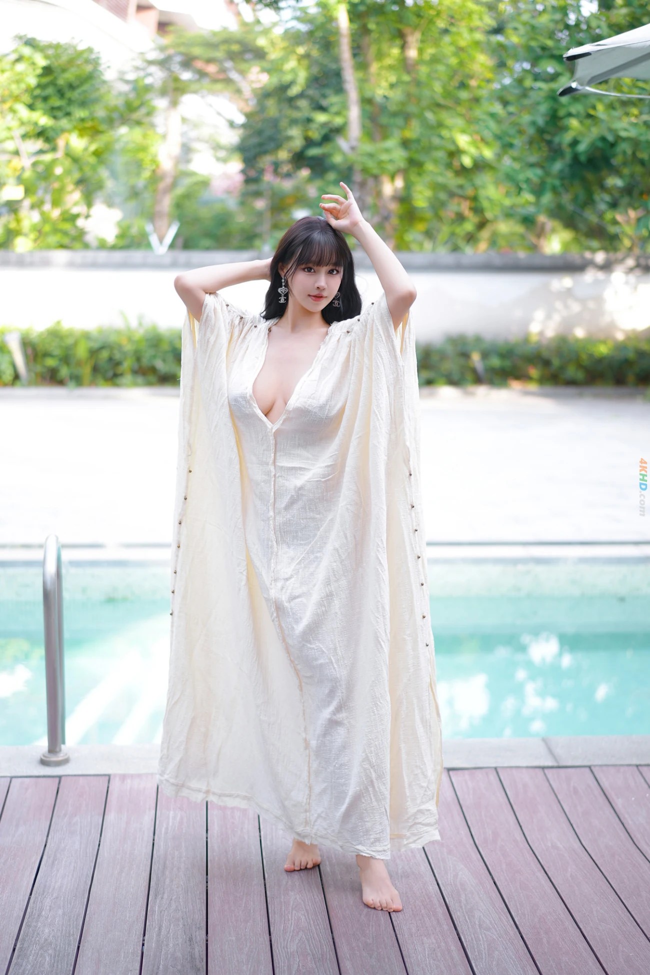 朱可儿 内购无水印 三亚泳池白袍