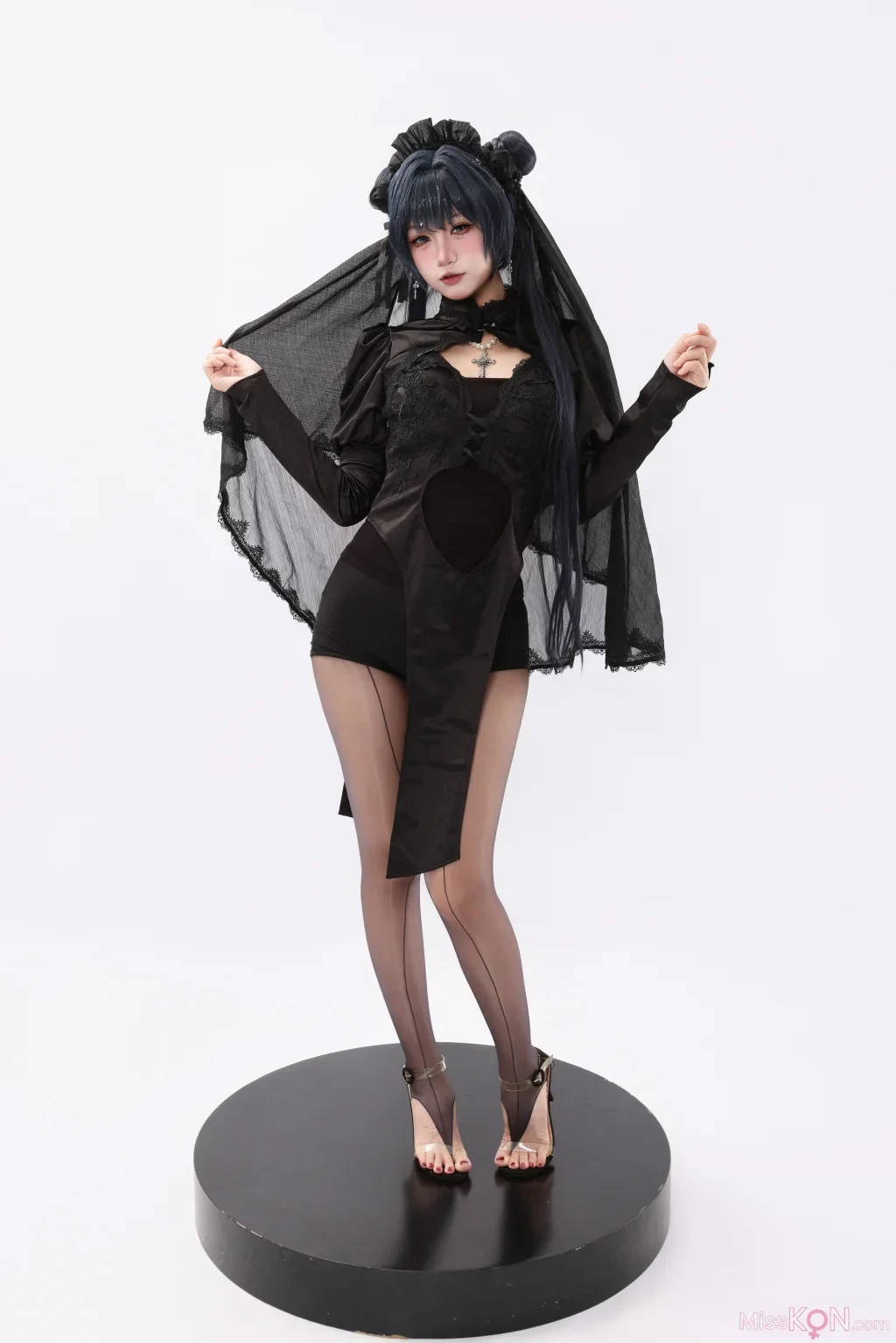 Coser@柒柒要乖哦: 蔚蓝档案 龙华妃咲 花嫁