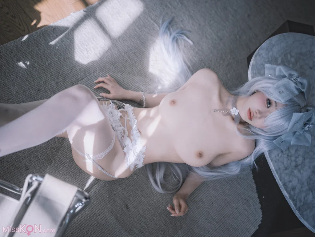 DJAWA Photo: Son Ye-Eun  – Nikke  Cinderella – Glass Princess