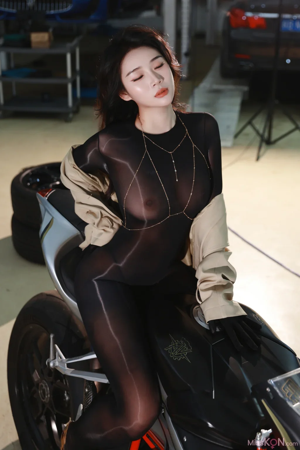 南乔: 机车女郎