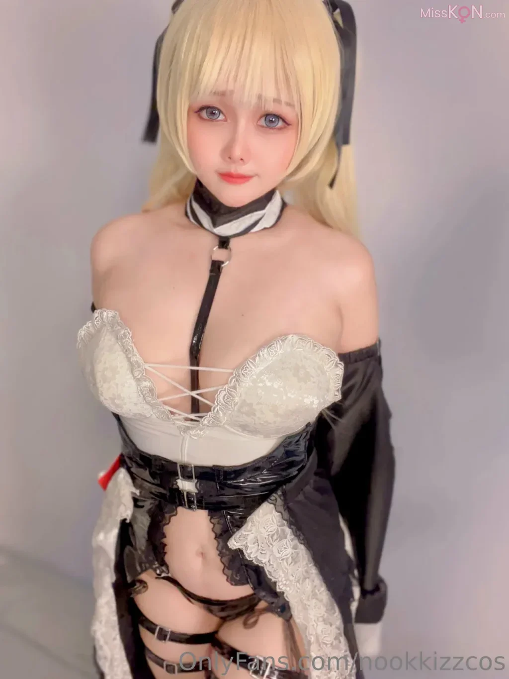 Coser@nookkizzcos: Marie Rose