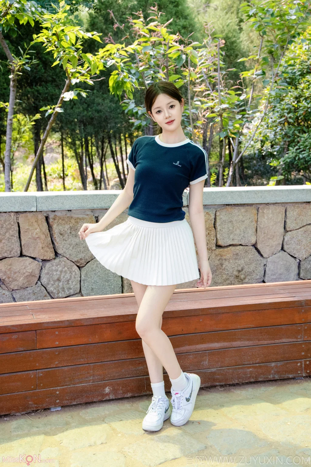 No.039: 嘉怡（搭配：体操服、白色短裙、白色棉袜、运动鞋）