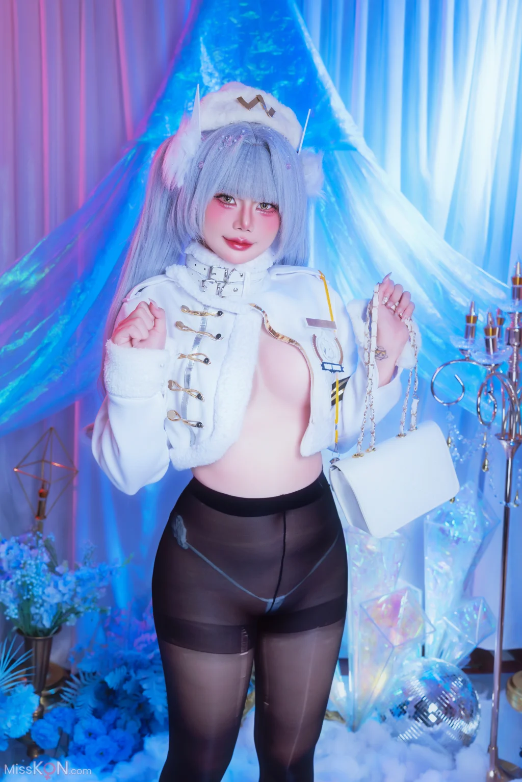 Coser@Miinmeow: Blanc