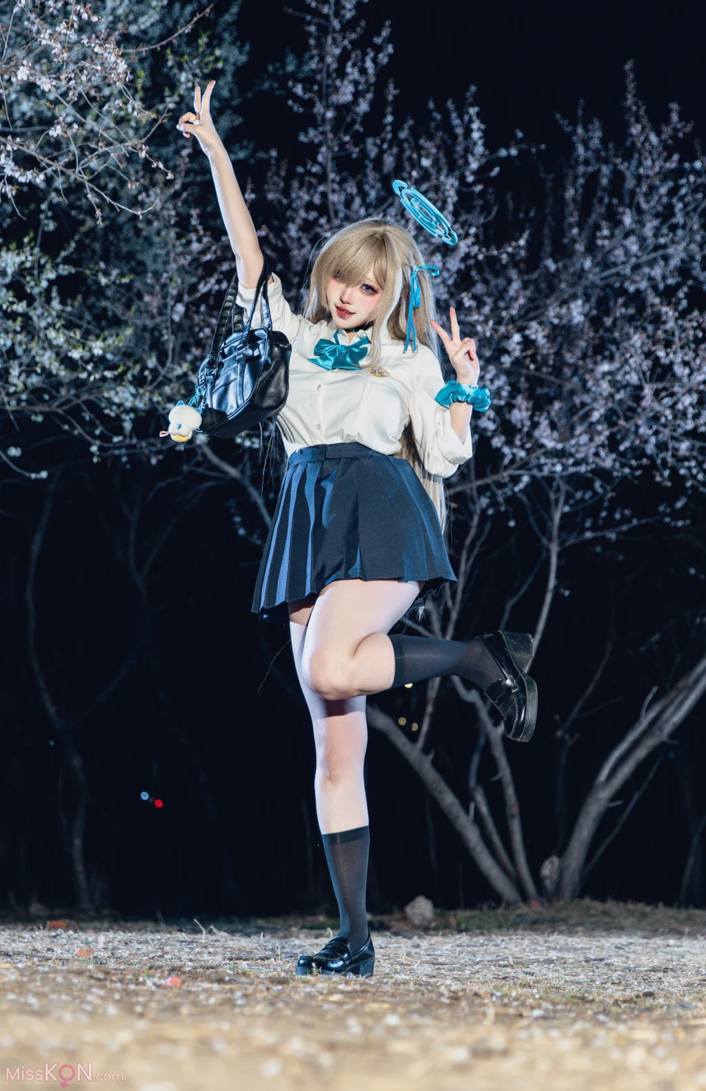 Coser@soso嗖嗖: 蔚蓝档案 明日奈 夜樱户外