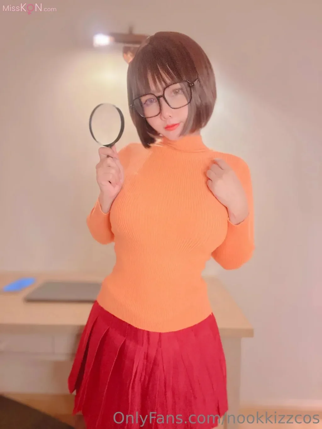 Coser@nookkizzcos: Velma