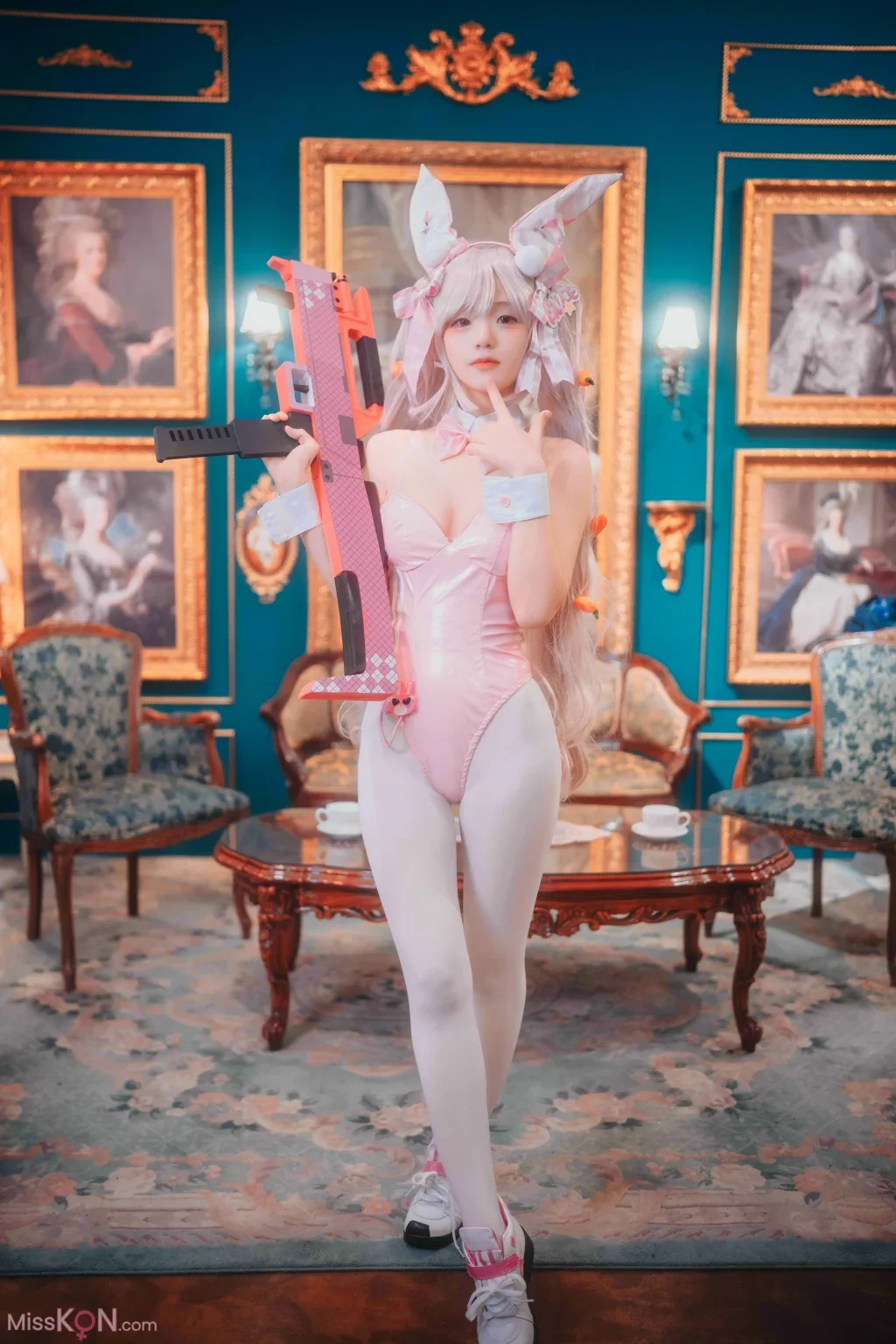 DJAWA Photo: Jeong Jenny  – Alice Wonderland Bunny