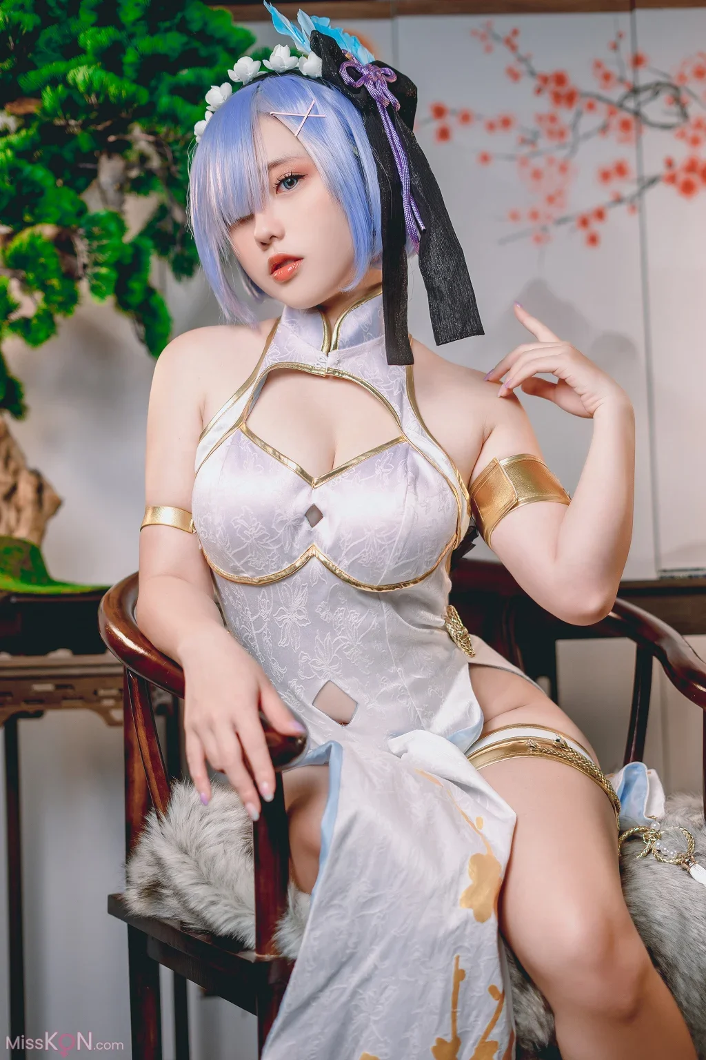 Coser@Messie Huang: Rem