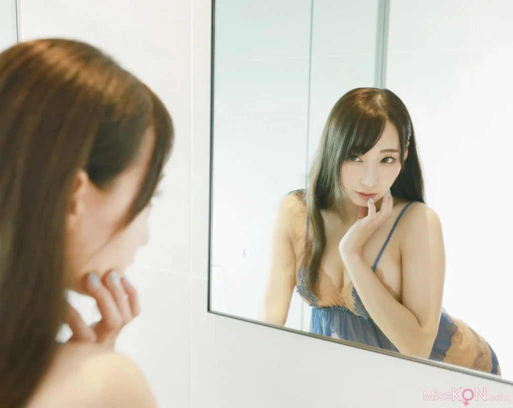 Kurea Hasumi : デジタル写真集 おやすみフィクション